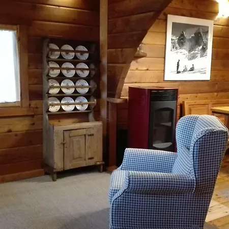 Des Melezes בקתה *